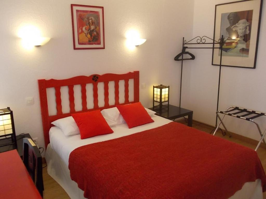 Hotel Le Clementenia Arnéguy Oda fotoğraf