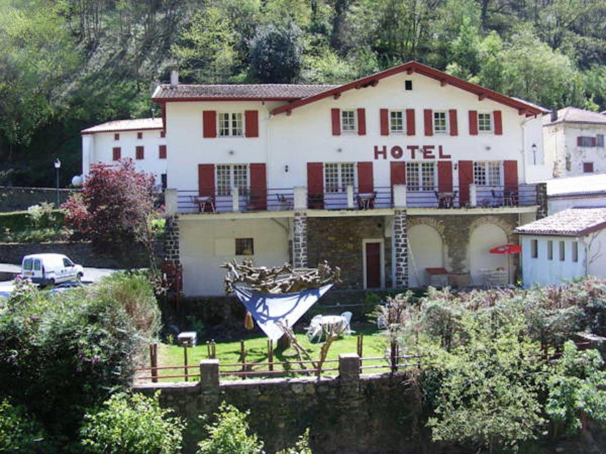 Hotel Le Clementenia Arnéguy Dış mekan fotoğraf