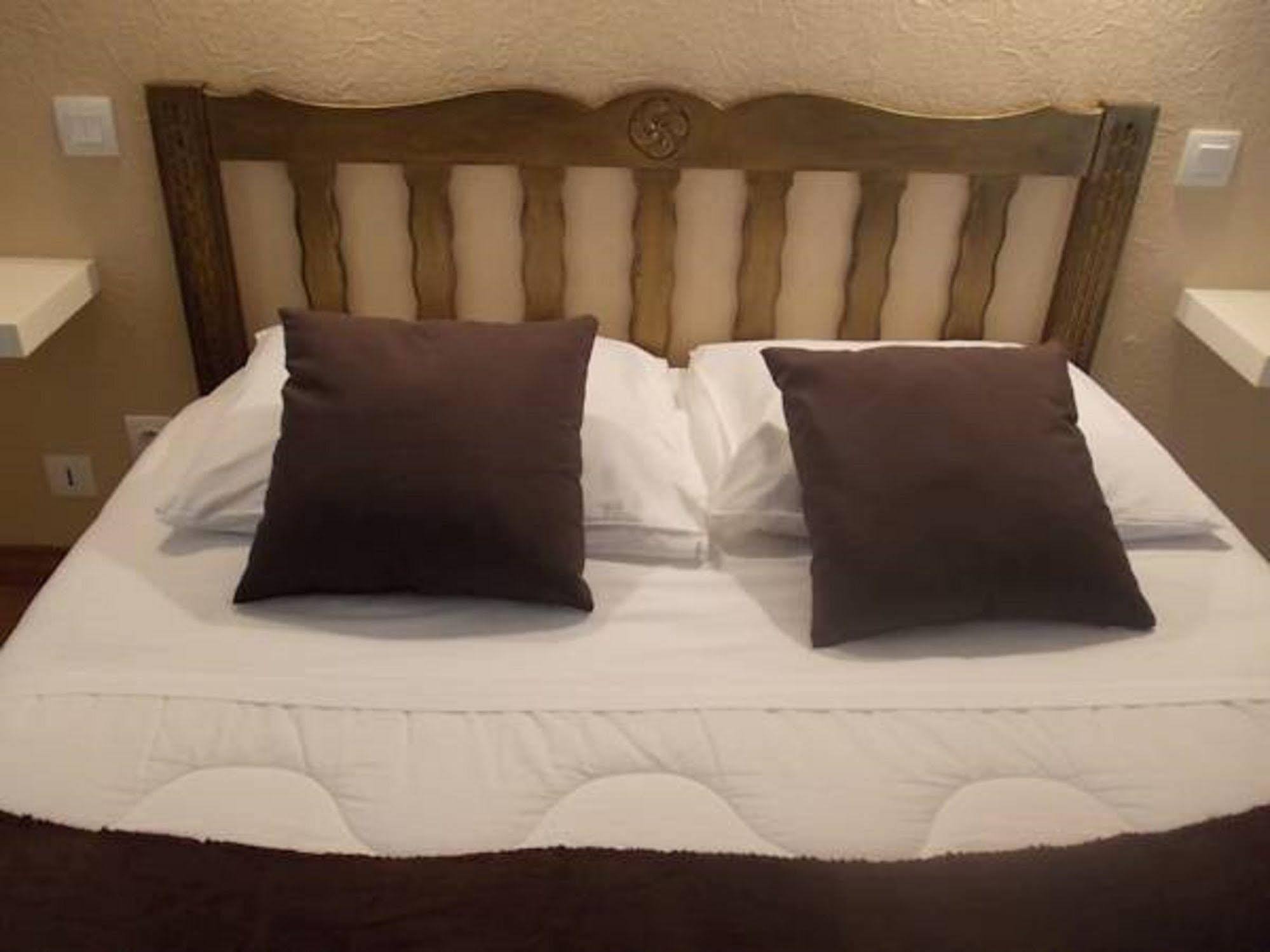 Hotel Le Clementenia Arnéguy Dış mekan fotoğraf