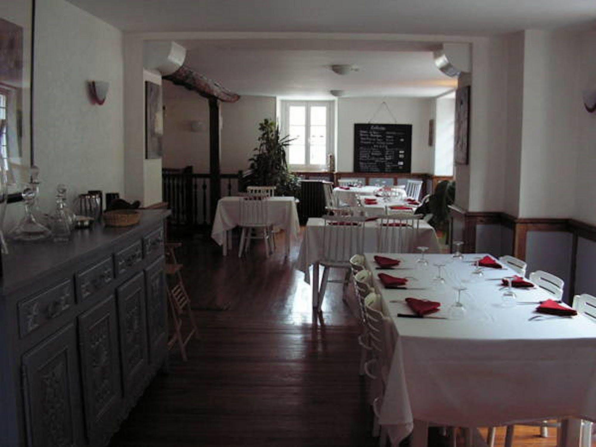 Hotel Le Clementenia Arnéguy Dış mekan fotoğraf